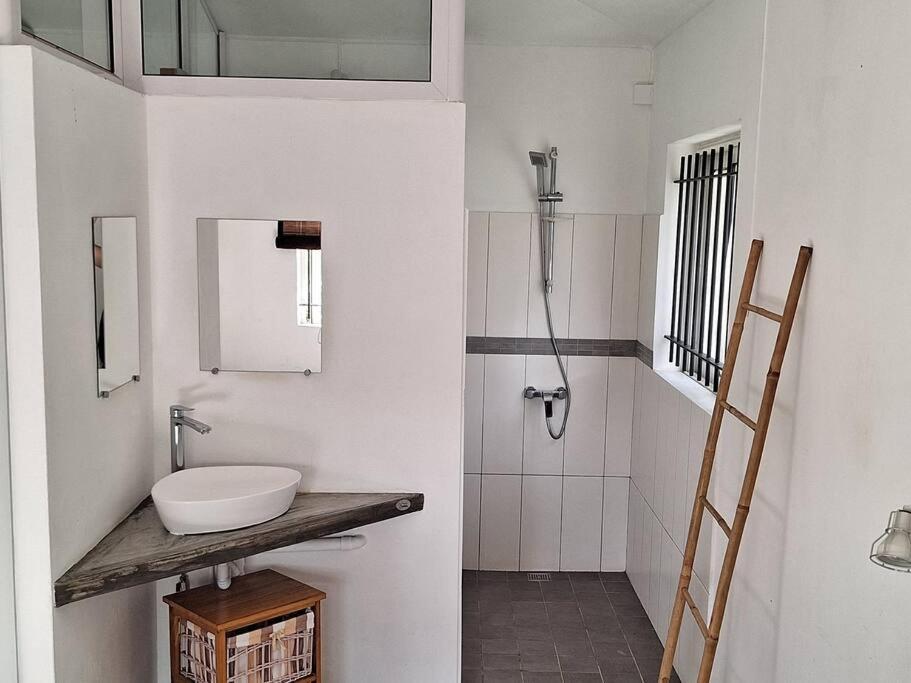 Maison Tamarin - Riviere Noire Pour 5 Personnes Екстер'єр фото